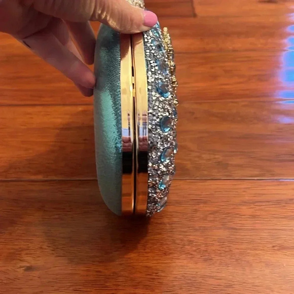 Ramla Aquamarine blue Jeweled bag with removable handles - Picture 5 of 7